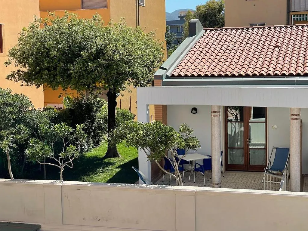 Gazania Appartamento San Vincenzo 0*,  Italia